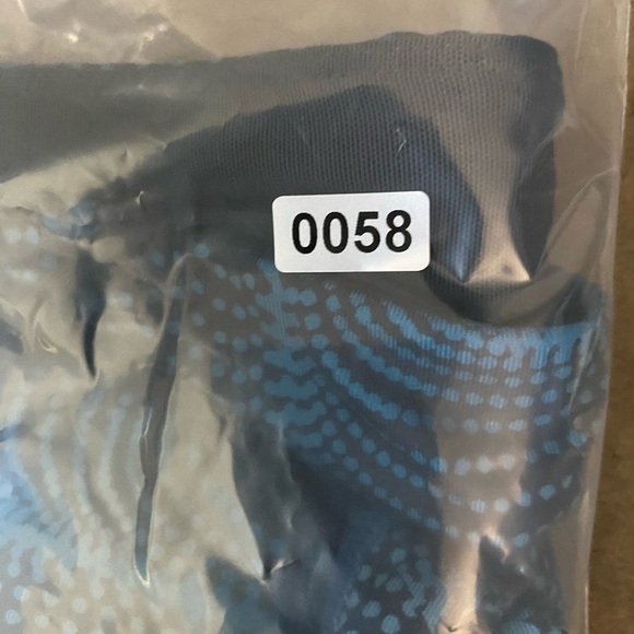 Nike Blue Patterned Leggings - Picture 8 of 10